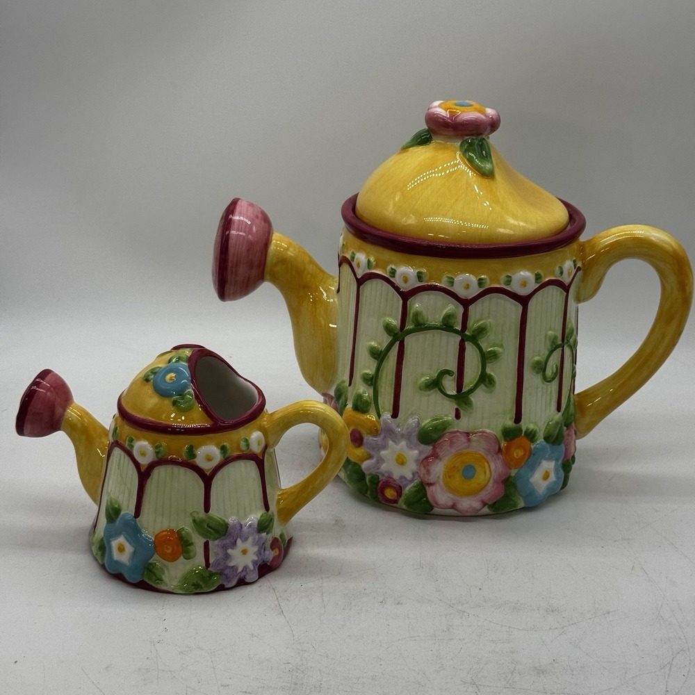 Mary Engelbreit "Garden Breit" Watering Can Tea Pot Teapot Creamer 2001 Vtg HTF